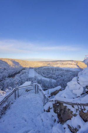 Téléchargez les photos : Neuf Moulins Point de vue près de Hnanice, NP Podyji, Moravie du Sud, République tchèque - en image libre de droit