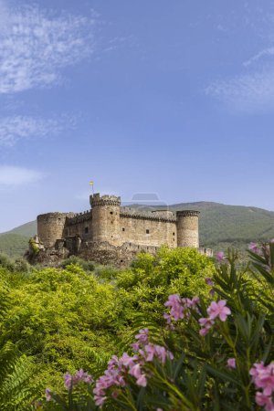 Téléchargez les photos : Château de Mombeltran (Castillo de Mombeltran), Province d'Avila, Castilla y Leon, Espagne - en image libre de droit