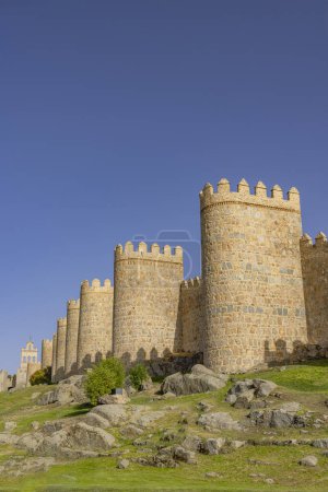 Foto de Murallas medievales en Ávila, sitio UNESCO, Castilla y León, España - Imagen libre de derechos