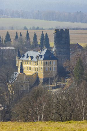 Téléchargez les photos : Château de Stary Hroznatov près de Cheb, Bohême occidentale, République tchèque - en image libre de droit
