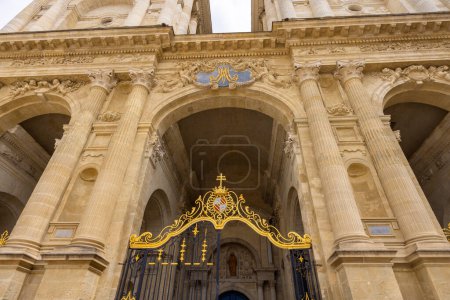 Foto de Catedral de Sainte-Marie en Auch, Occitanie, Francia - Imagen libre de derechos