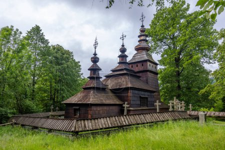 Téléchargez les photos : Église des Saints Cosmas et Damian, Kotan, Pologne - en image libre de droit