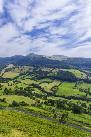 Téléchargez les photos : Paysage près de Puy Mary, Cantal, Région Auvergne-Rhône-Alpes - en image libre de droit