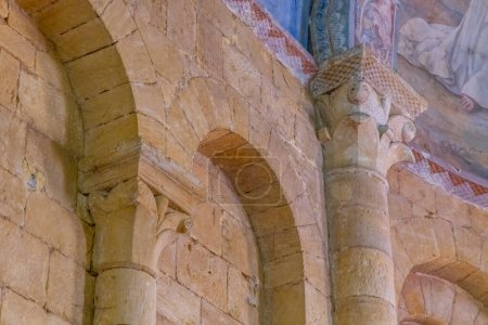 Téléchargez les photos : Cloitre de Cadouin (Abbaye de Cadouin), Patrimoine mondial de l'UNESCO, Le Buisson-de-Cadouin, département de la Dordogne, Nouvelle-Aquitaine, France - en image libre de droit