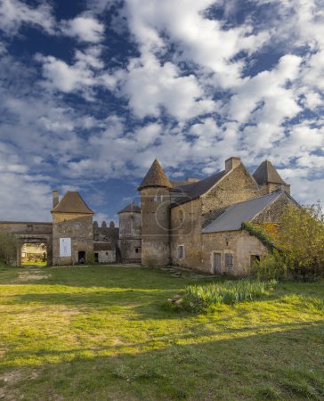 Chateau de Bissy-sur-Fley zu Chateau de Pontus de Tyard, Bissy-sur-Fley, Burgund, Frankreich