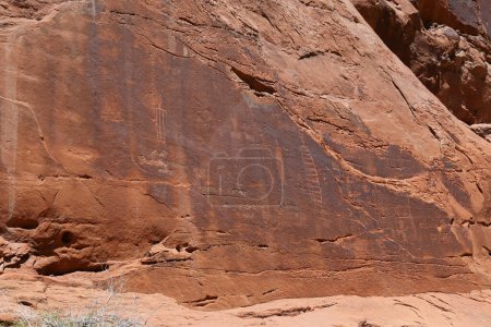 Petroglyphs on the canyon walls located just south of the Glen Canyon dam in Arizona.