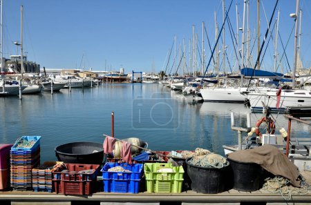 Puerto pesquero de Canet-en-Roussillon, comuna en el cte vermeille en el departamento de Pyrnes-Orientales, región de Languedoc-Rosellón, en el sur de Francia.