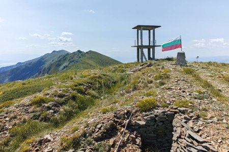 Erstaunliche Sommerlandschaft des Belasitsa Gebirges, Blagoevgrad Region, Bulgarien