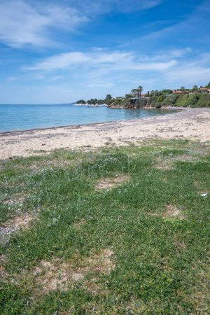 Toller Blick auf die Küste von Sithonia in der Nähe von Kastri Beach, Chalkidiki, Zentralmakedonien, Griechenland