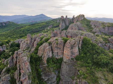 Foto de Vista aérea de las rocas de Belogradchik, región de Vidin, Bulgaria - Imagen libre de derechos