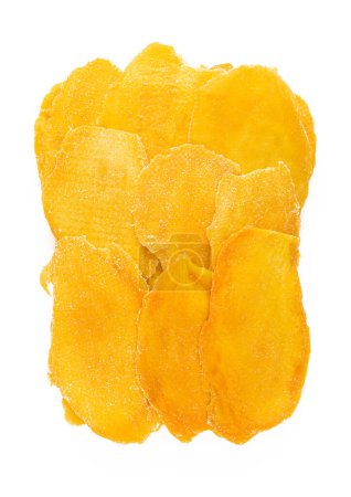 Téléchargez les photos : Grandes tranches de mangue sucrée séchées sur fond blanc.. - en image libre de droit