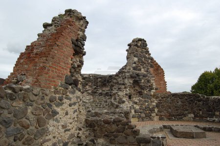 Foto de Ruinas de la fortaleza de Kisnana, Hungría - Imagen libre de derechos