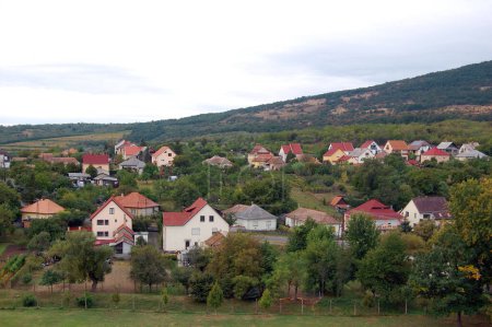 Téléchargez les photos : Beau petit village, vue aérienne - en image libre de droit