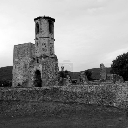 Foto de Ruinas de la fortaleza de Kisnana, Hungría - Imagen libre de derechos