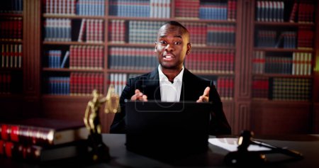 Téléchargez les photos : Lawyer Or Attorney Online Legal Video Call - en image libre de droit