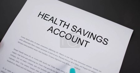 Téléchargez les photos : Formulaire de compte d'épargne-santé. Formulaire médical HSA - en image libre de droit
