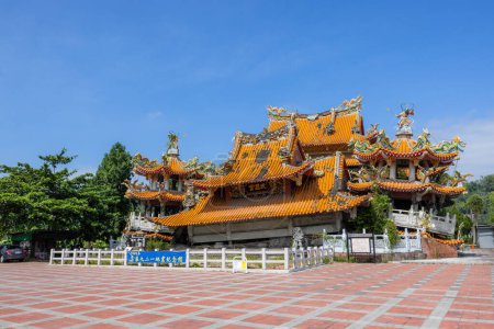 Foto de Nantou, Taiwán - 25 de octubre de 2022: Jiji Wuchang Temple Earthquake Museum in Nantou of Taiwan - Imagen libre de derechos
