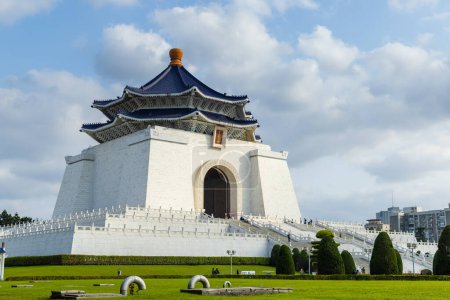 Téléchargez les photos : Taipei, Taiwan - 02 mars 2023 : Chiang Kai shek Memorial Hall à Taiwan - en image libre de droit