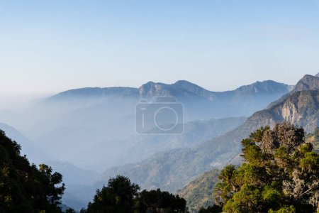 Téléchargez les photos : Taïwan Alishan montagne paysage - en image libre de droit