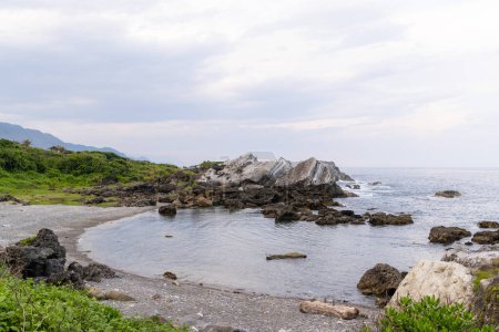Foto de Costa del Pacífico en la zona de recreación escénica shihtiping en hualien, taiwan - Imagen libre de derechos