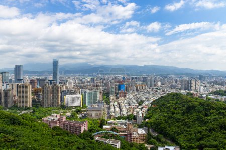 Téléchargez les photos : Taipei, Taiwan - 15 août 2023 : Taipei City skyline - en image libre de droit