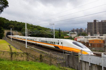 Téléchargez les photos : Taiwan - 20 août 2023 : Taïwan Train à Grande Vitesse - en image libre de droit