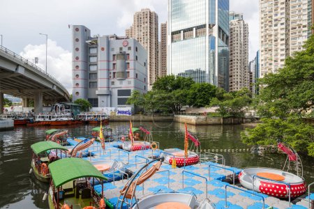 Foto de Hong Kong - 26 de junio de 2023: Hong Kong island east tourist boat - Imagen libre de derechos