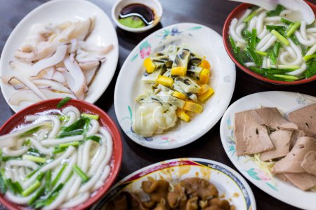 Téléchargez les photos : Nourriture de rue locale en Taiwan - en image libre de droit