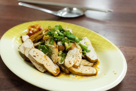 Téléchargez les photos : Tofu braisé au soja taïwanais au restaurant - en image libre de droit