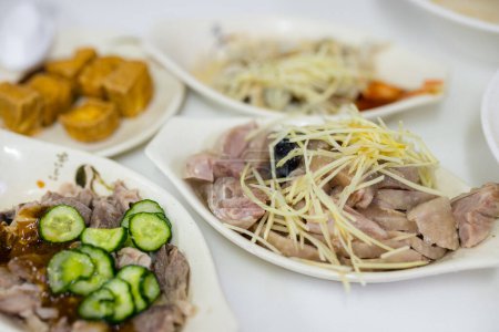 Téléchargez les photos : Viande de canard traditionnelle taïwanaise dans le restaurant - en image libre de droit
