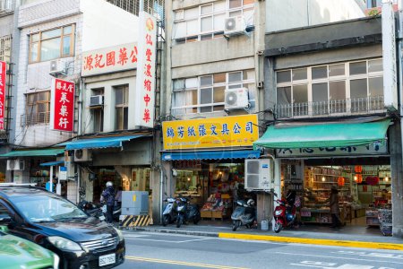 Foto de Taipei, Taiwán - 25 de diciembre de 2023: Taipei city street - Imagen libre de derechos