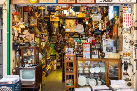 Photo for Hong Kong - 01 April 2024: Shop sell antiques in Hong Kong lascar road - Royalty Free Image