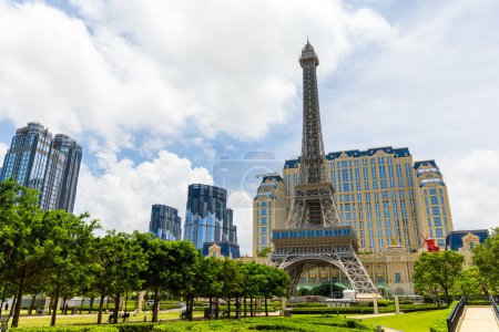 Téléchargez les photos : Macao - 29 juin 2023 : Macao parisien en ville à Taipa de Macao - en image libre de droit