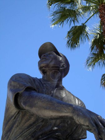 Téléchargez les photos : San Francisco - 6 avril 2010 : Statue Willie Mays devant AT & T Park en Californie. - en image libre de droit