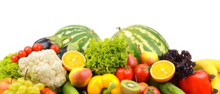 Téléchargez les photos : Légumes et fruits frais isolés pas de fond blanc. - en image libre de droit