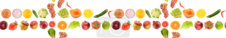 Téléchargez les photos : Modèle sans couture de légumes, fruits et baies isolés sur fond blanc. - en image libre de droit