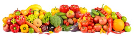 Téléchargez les photos : Grande collection de fruits, légumes, baies isolés sur fond blanc. - en image libre de droit