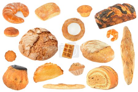 Foto de Colección de deliciosos productos elaborados a partir de diversos tipos de harina aislada sobre fondo blanco. - Imagen libre de derechos