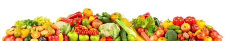 Téléchargez les photos : Beaux fruits, baies et légumes sains isolés sur fond blanc. - en image libre de droit
