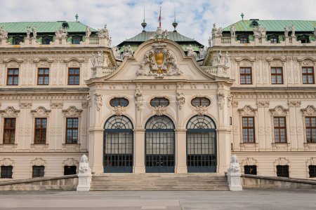 Téléchargez les photos : Le Belvédère est un complexe de palais viennois de style baroque. Résidence d'été du Prince Eugène de Savoie au début du XVIIIe siècle - en image libre de droit