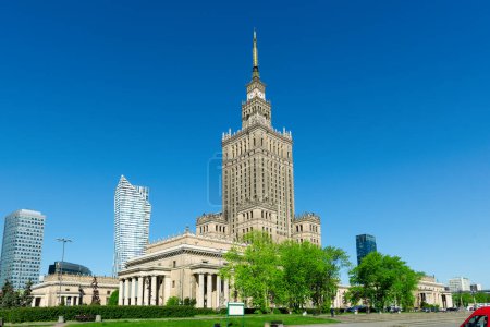 Téléchargez les photos : Palais de la Culture et des Sciences à Varsovie - en image libre de droit