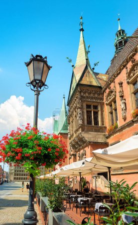 Téléchargez les photos : Wroclaw. Ancienne place du marché par une matinée ensoleillée - en image libre de droit