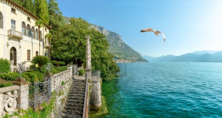 Foto de Vista al lago Como desde villa Monastero Italia - Imagen libre de derechos