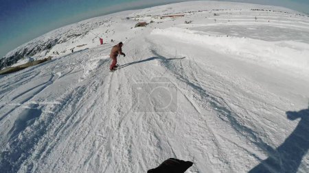 Foto de Freeriders snowboard en las montañas
. - Imagen libre de derechos