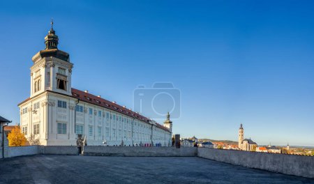 Téléchargez les photos : Ancien bâtiment historique baroque Jesuit College, Jezuitska Kolej à Kutna Hora, site de l'UNESCO. République tchèque - en image libre de droit