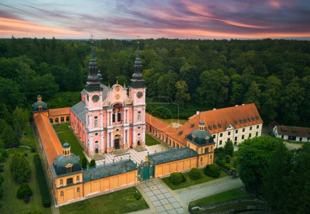 Photo for Poland, Swieta Lipka, Warmia - Masuria Province - 03.08.2023: : Marian sanctuary, Basilica of the Visitation of the Blessed Virgin Mary in Holy Linden, Heiligelinde, aerial view - Royalty Free Image