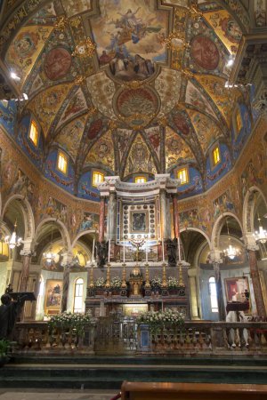 Photo for POMPEI, ITALY - September 28, 2023: Interior of the Basilica of Our Lady of the Rosary in Pompeii. In recent years, the church has been a popular pilgrimage destination. - Royalty Free Image