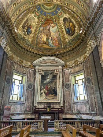 Photo for POMPEII, ITALY - September 28, 2023: Interior of the Basilica of Our Lady of the Rosary in Pompeii. Mosaics with the mysteries of the rosary, the fourth joyful mystery - the presentation of Jesus in the temple. - Royalty Free Image