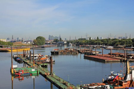 Téléchargez les photos : Hambourg ma perle, en chemin dans la zone portuaire - en image libre de droit