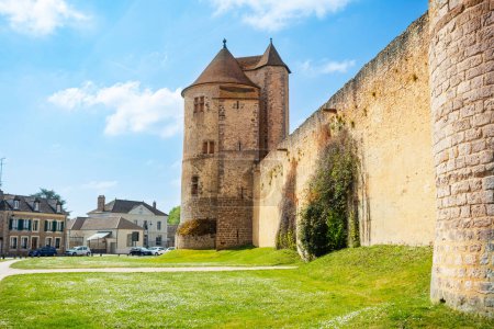 Foto de External walls and towers of Blandy-les-Tours castle is a in the Seine-et-Marne department in the Ile-de-France - Imagen libre de derechos